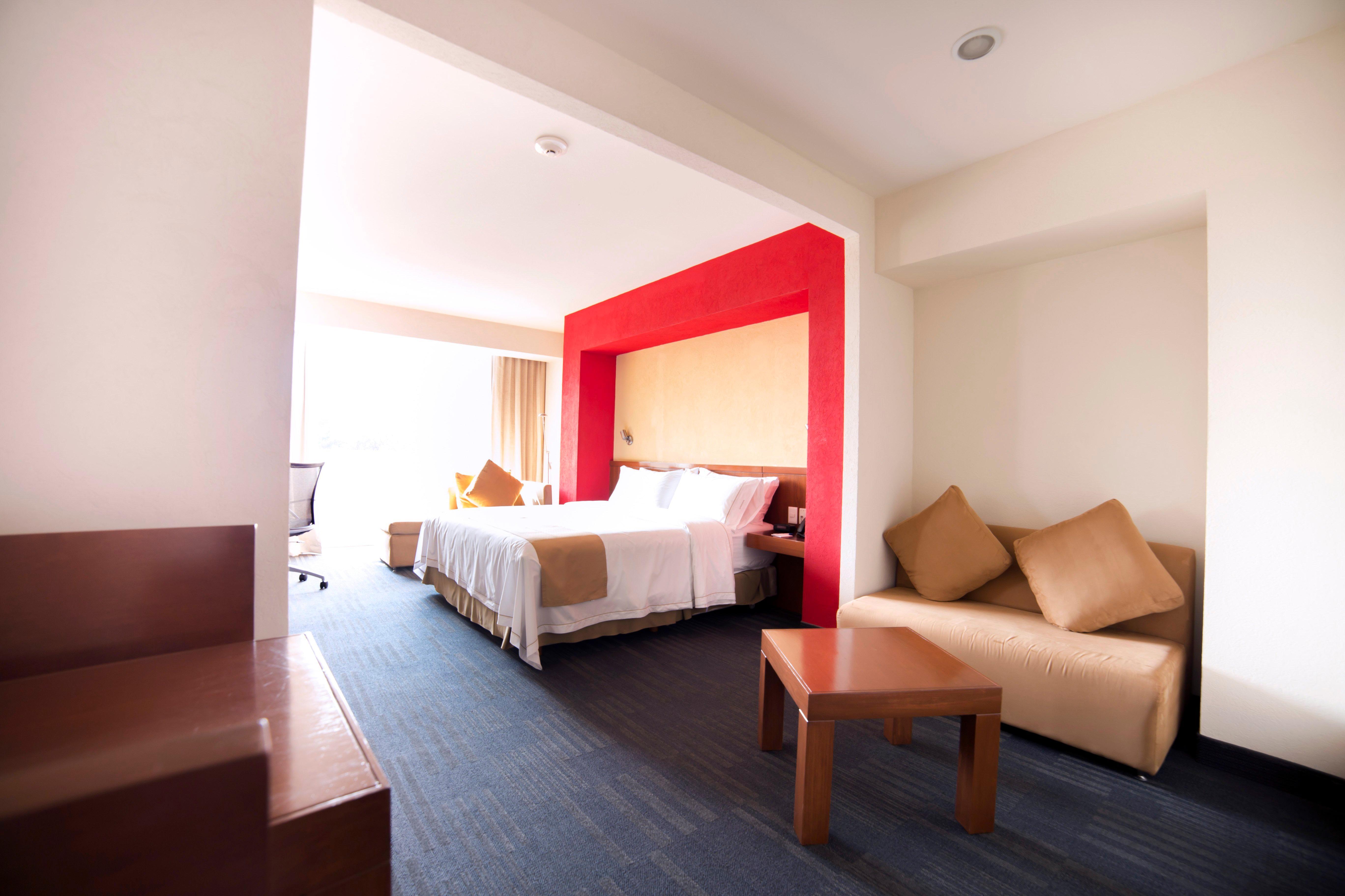 Holiday Inn Express Guadalajara Expo, an IHG Hotel Zapopan Bagian luar foto