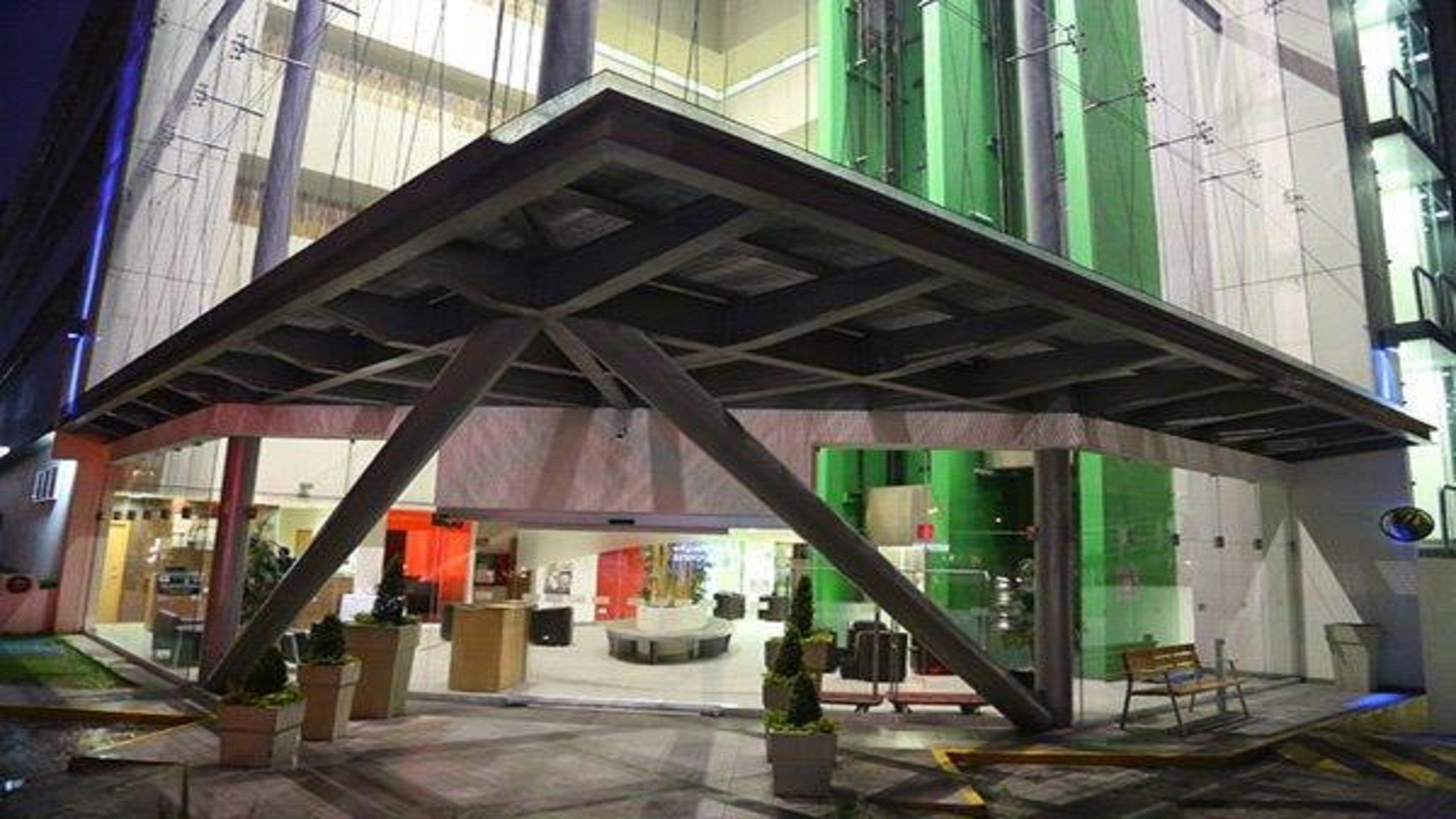 Holiday Inn Express Guadalajara Expo, an IHG Hotel Zapopan Bagian luar foto