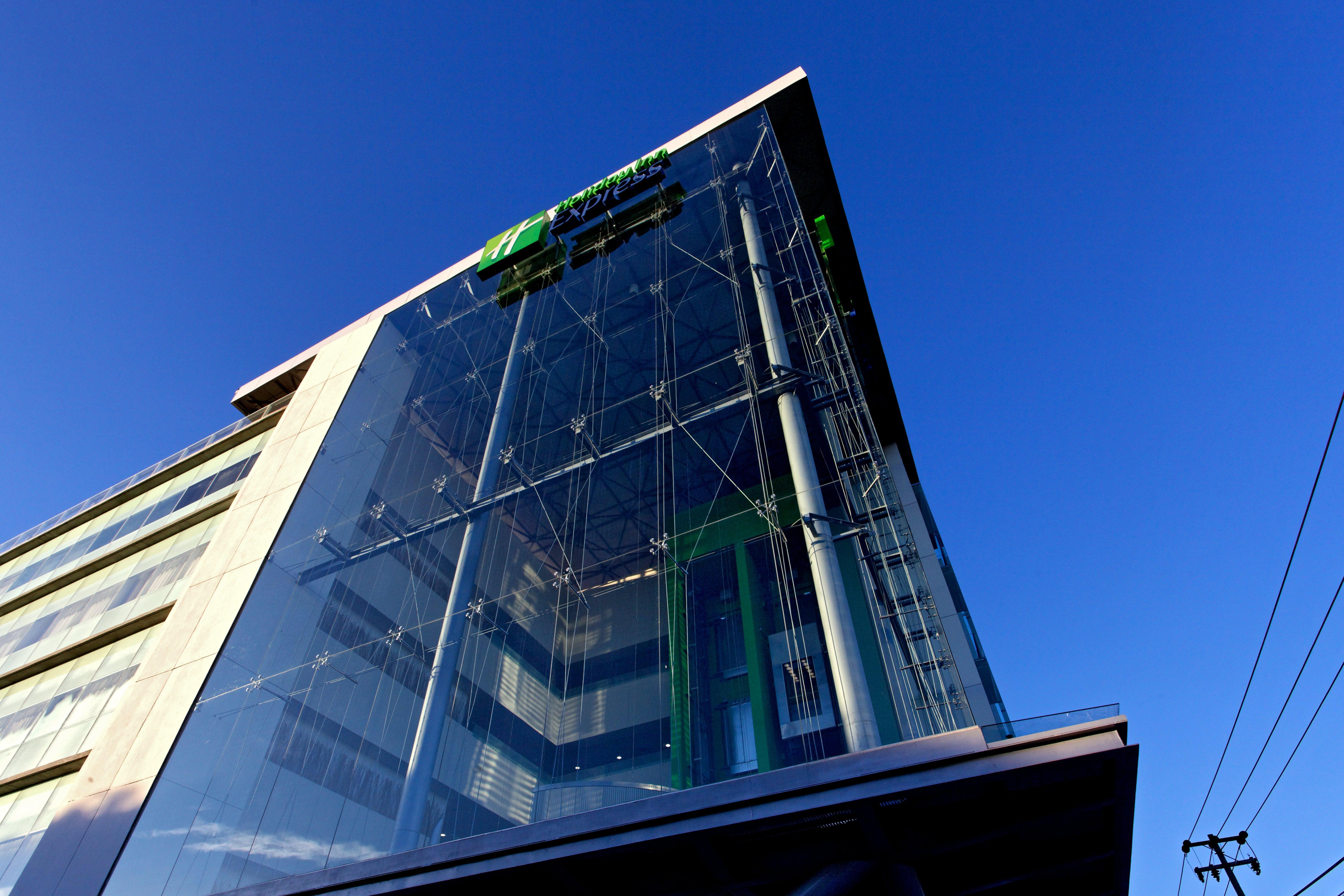 Holiday Inn Express Guadalajara Expo, an IHG Hotel Zapopan Bagian luar foto