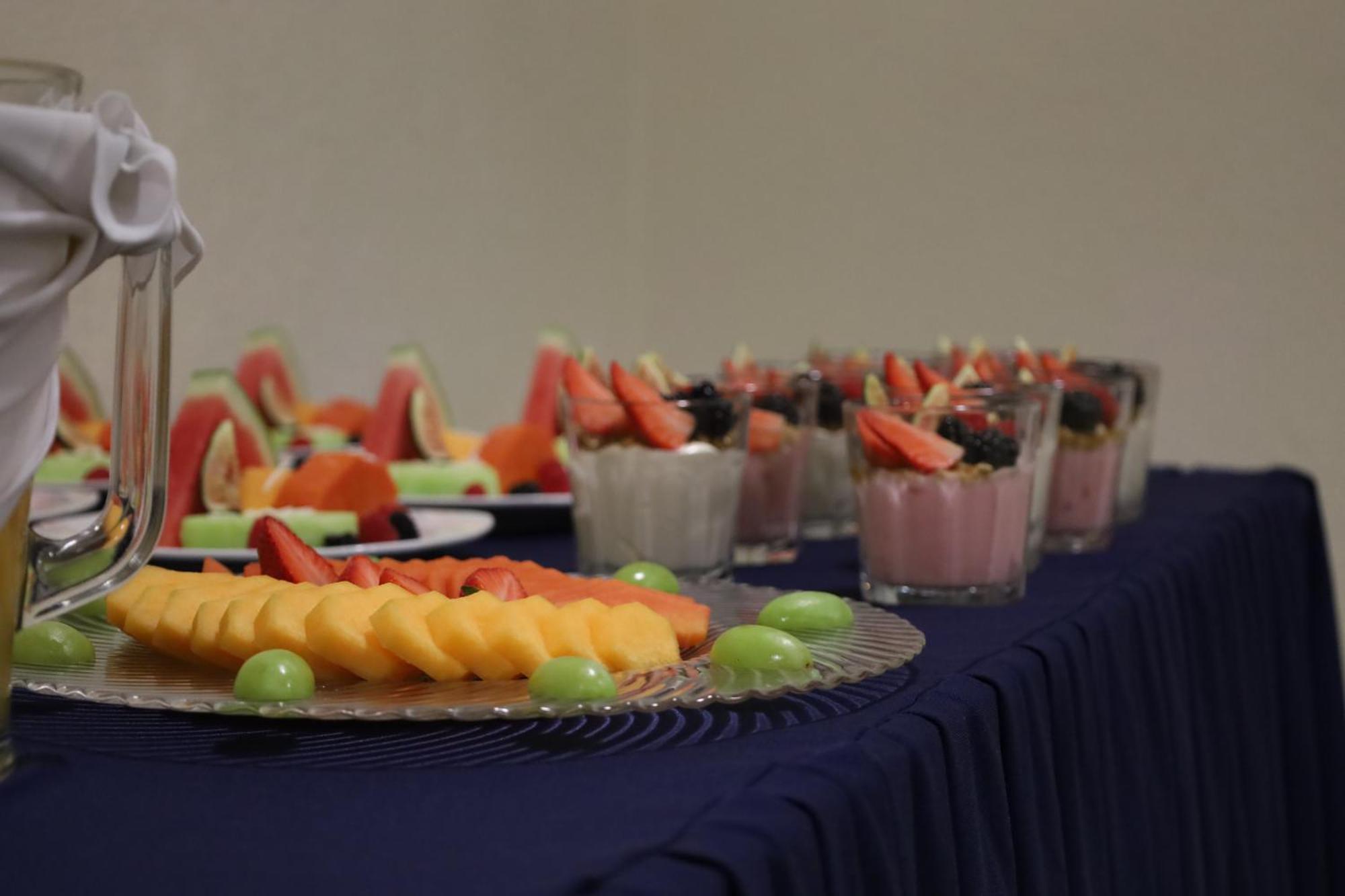 Holiday Inn Express Guadalajara Expo, an IHG Hotel Zapopan Bagian luar foto